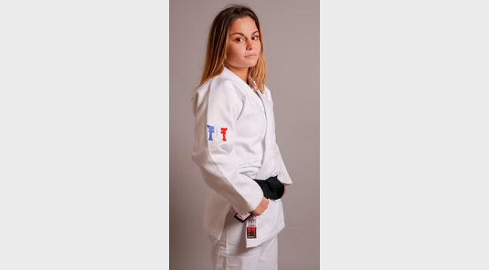 CLUB/KIMONO IJF Fighting Film 750 GRS FRANCE + Broderie club